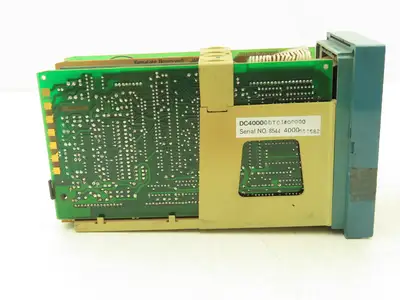 Honeywell DC4000  Digital Temperature Controller DC4000 0DTC1400000 120/240V