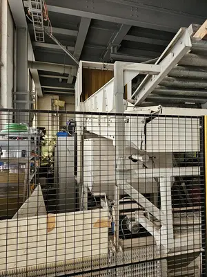 USED HOSOKAWA TWO-STAGE PLASTIC SHREDDING AND GRANULATION SYSTEM