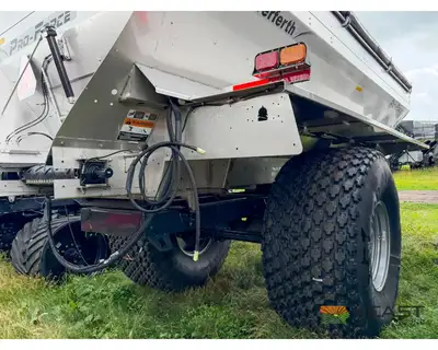 Used UNVERFERTH _UNKNOWN_ Dry Spreaders Iowa US | Keast Enterprises #1360460