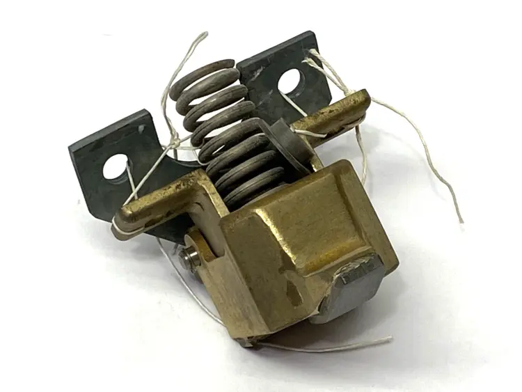 New | in-Stock Westinghouse 22B1721D1 Circuit Breaker Parts Michigan US | Maverick Industrial Sales #1464010