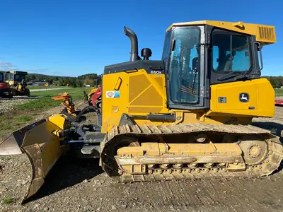 USED 2022 Deere 650K