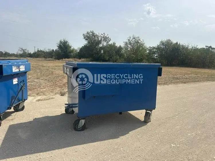 Used UNKNOWN MANUFACTURER USED TWO 2 YARD TOWABLE AND TRAINABLE CARTS Distribution and Warehouse Trolleys Texas US | US Recycling Equipment #1419601