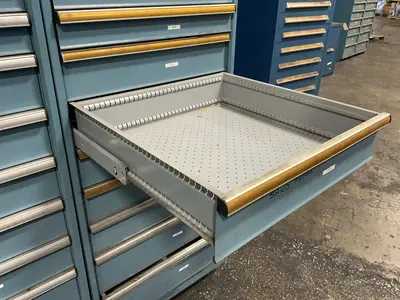 Used LISTA _UNKNOWN_ Cabinets Ohio US | HGR 24 #1407587