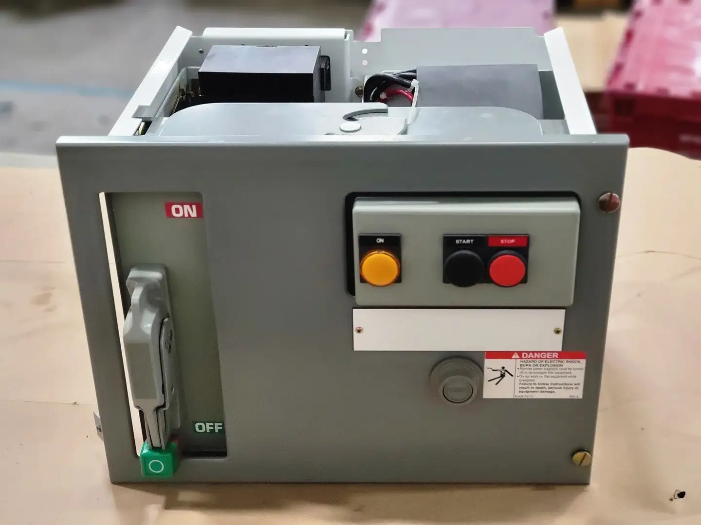 NEW SQUARE D MODEL 6