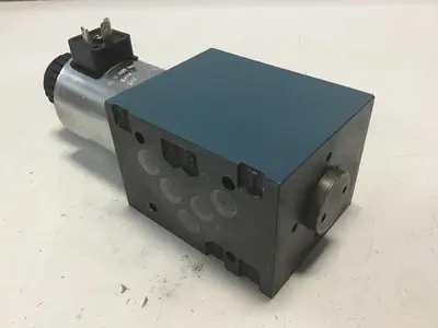 USED BOSCH 0 810 001 825