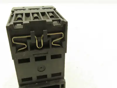 Allen Bradley 140M-D8N-B25 Manual Motor Starter Circuit Breaker 2.5A Ser C
