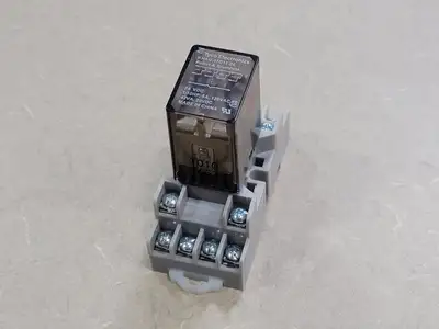 Used TYCO ELECTRONICS KHAU-17D11-24 Misc Electrical & Power Parts British Columbia CA | Lenmark #250727