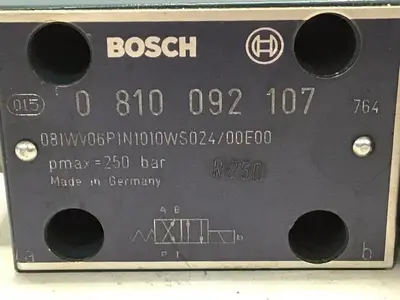 USED BOSCH 0 810 092 107