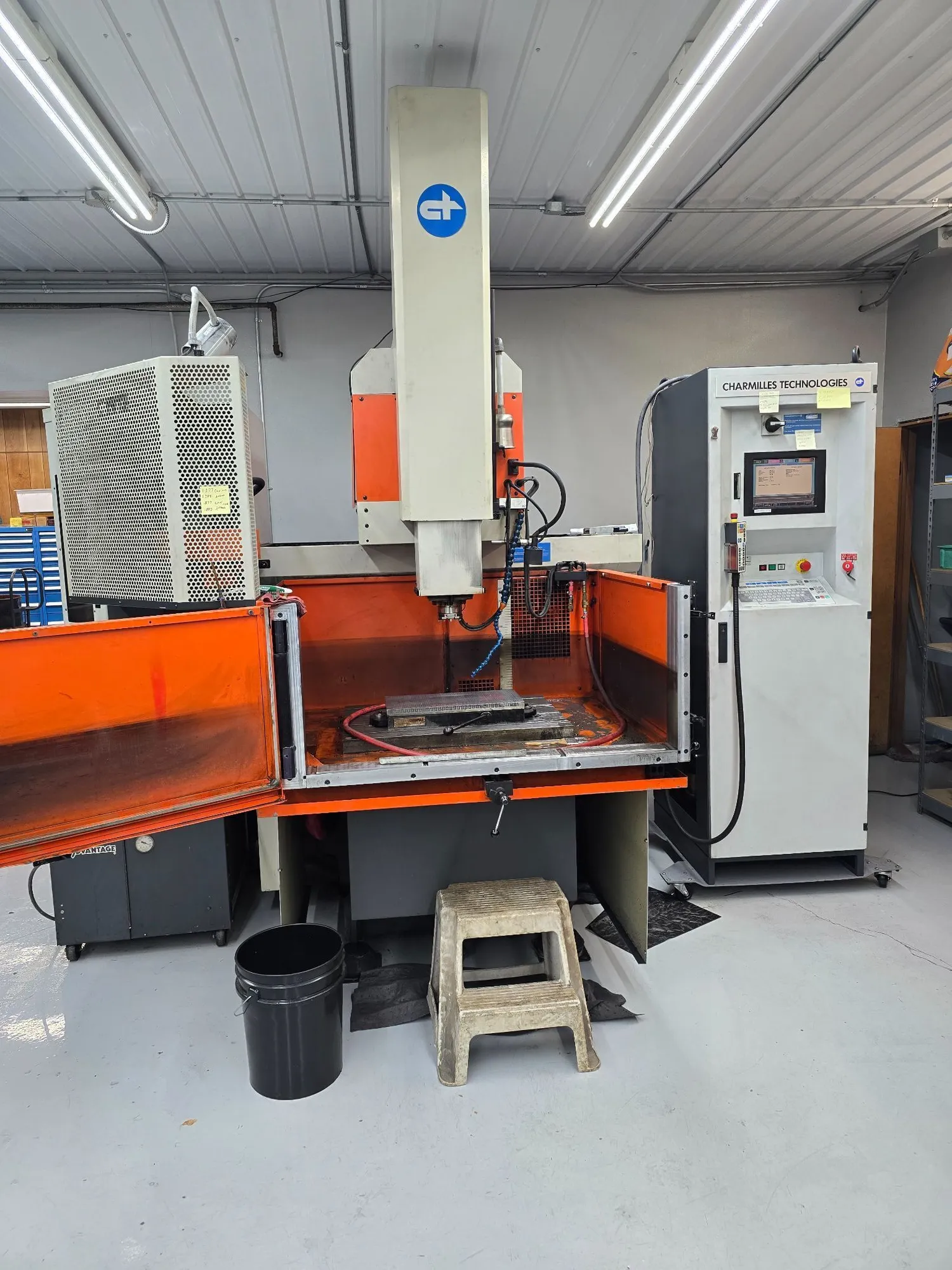 USED 1996 CHARMILLES ROBOFORM 40