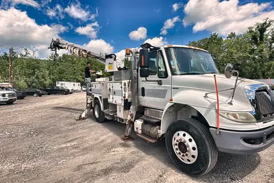 Used 2011 INTERNATIONAL 4400 DIGGER DERRICK Bucket (boom) trucks Pennsylvania US | Proxy Equipment #1378341