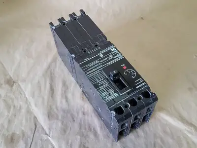 NEW SIEMENS CED63A002