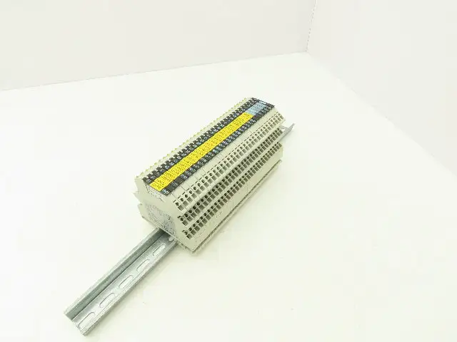 Siemens 3TX7014-1BM00 Relay DIN Rail Lot of 32
