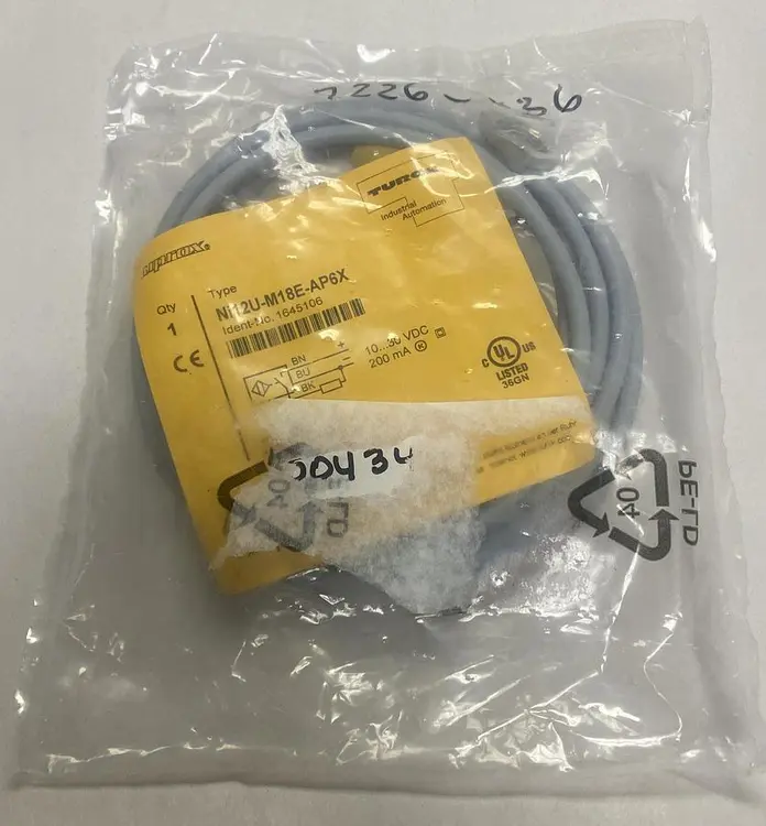 Used TURCK NI12U-M18E-AP6X Sensors | Surplus Asset Holdings #1206421
