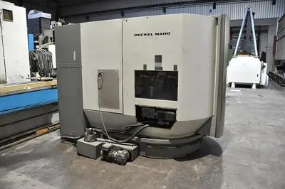USED DMG DECKEL MAHO DMU 60T X: 630 - Y: 560 - Z: 560 MM