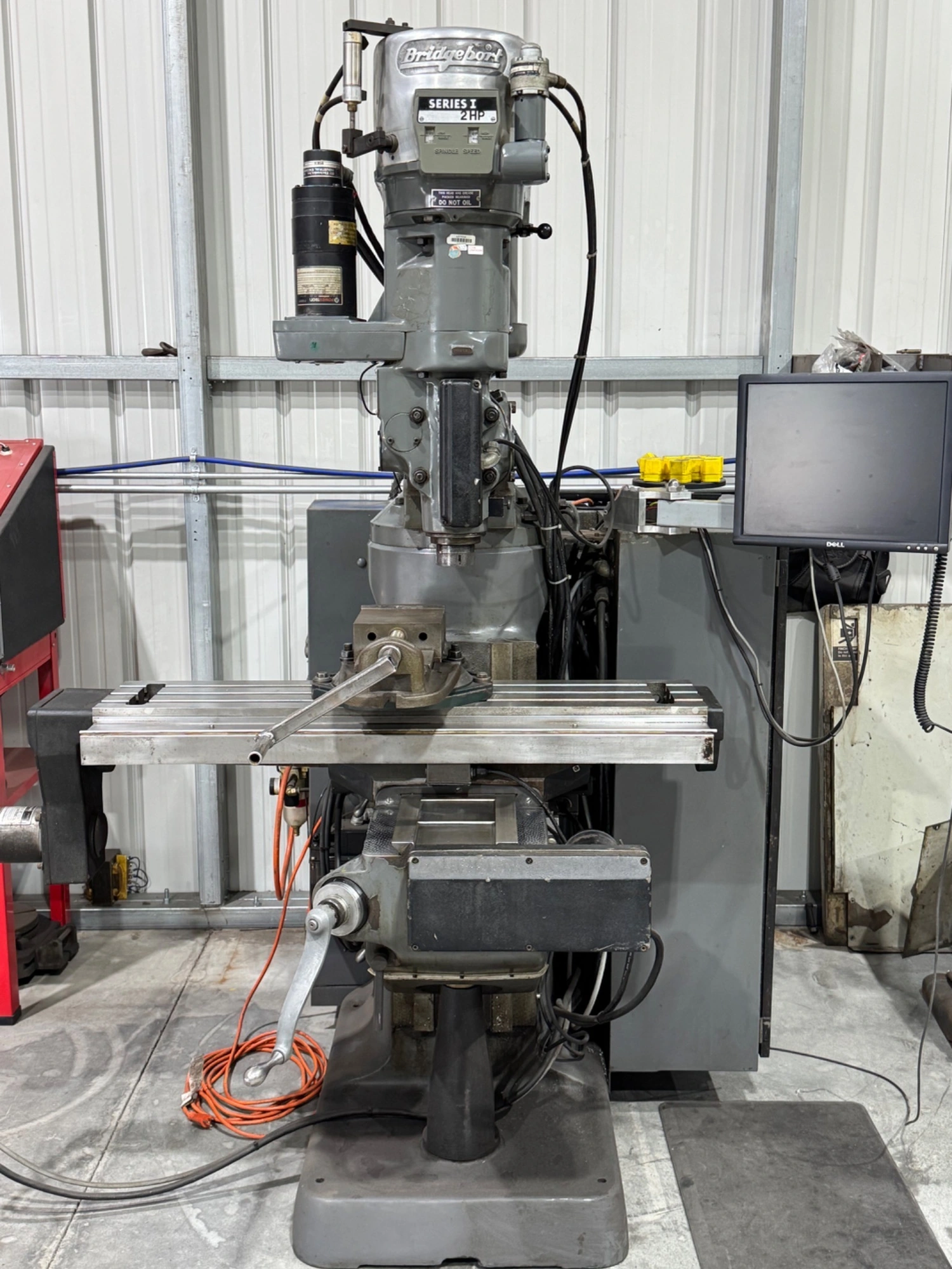 USED BRIDGEPORT SERIES I CNC