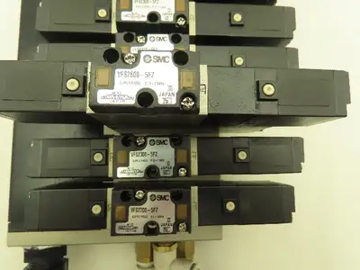 SMC VV5FS2 Plug-In 9-Station Manifold Control Unit VFS2000 Solenoid Valve Bank