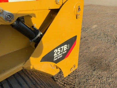 Used 2013 CATERPILLAR 257B3 Compact Track Loaders Michigan US | Miedema Asset Management Group #1579205