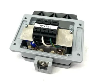 USED MENCOM PANEL INTERFACE CONNECTOR W/ GFCI DUPLEX OUTLET, NO RESET