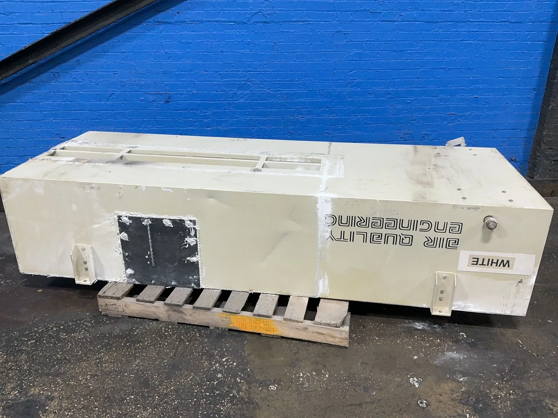 Used AIR QUALITY ENGINEERING INC. AQE 4000 Dust Collectors Ohio US | HGR 24 #1404690