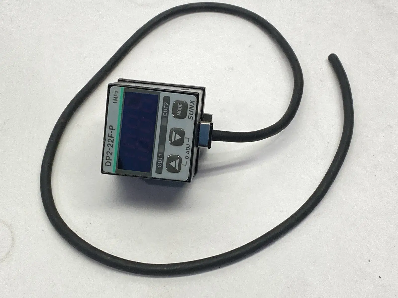 USED SUNX DIGITAL PRESSURE SENSOR 12-24VDC