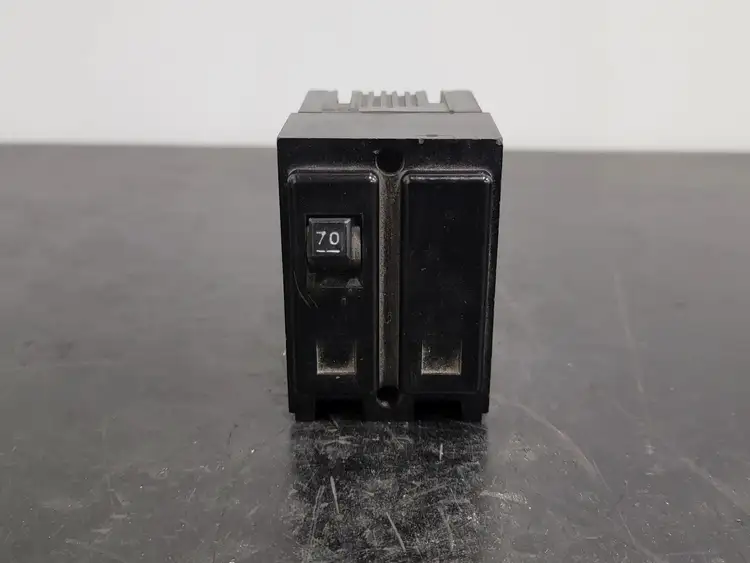 Used WESTINGHOUSE QNPAL2070 Switchgears British Columbia CA | Lenmark #242858