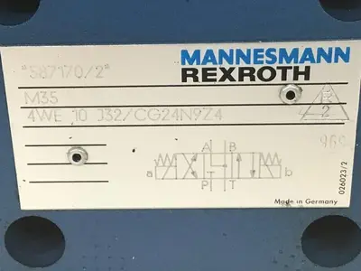 USED MANNESMANN REXROTH 4WE10J32/CG24N9Z4