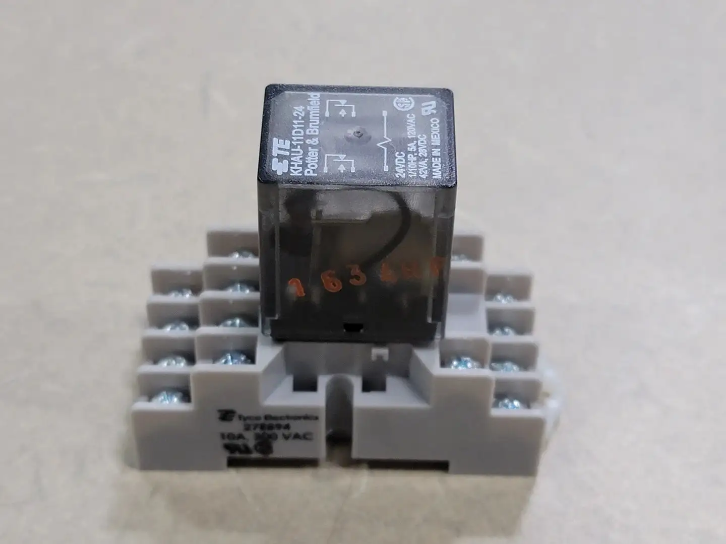 USED TYCO ELECTRONICS KHAU-11D11-24