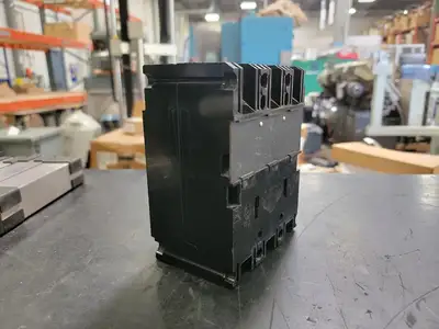 USED SQUARE D FAL34030