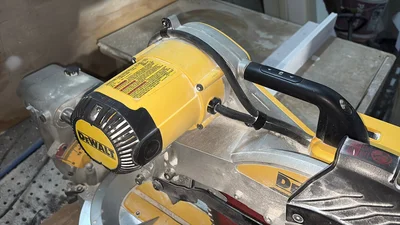 Used _UNKNOWN_ _UNKNOWN_ Double Miter Saws Georgia US | Auction Management Corporation #1548661