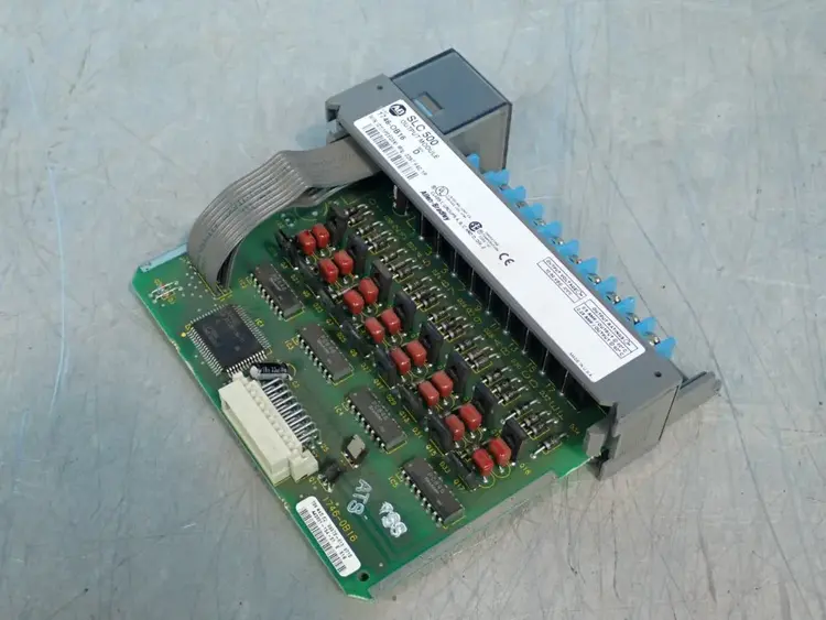 Used ALLEN BRADLEY 1746OB16 PLC Input & Output Ohio US | HGR 24 #1149360