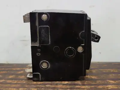 Used SQUARE D QO220 Switchgears British Columbia CA | Lenmark #242279