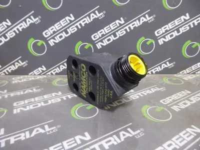 Namco EE260-30120 Cylinder Inductive Proximity Sensor New
