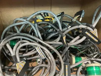 Used OMRON/PATLITE XW2Z100B Cable & Wire Ohio US | HGR 24 #1345479