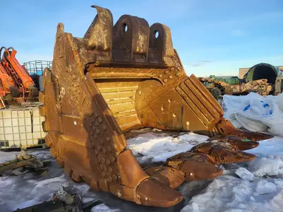 EX2600 Bucket - 113" Wide