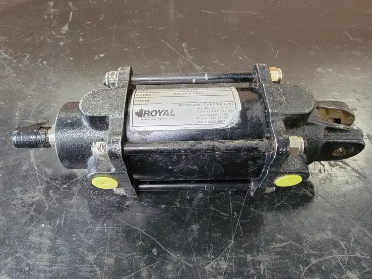 Used ROYAL ELECTRIC R3C2A1C1A1A Parts (Hydraulics and Pneumatics) British Columbia CA | Lenmark #267868
