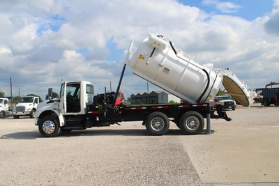 Used 2020 INTERNATIONAL MV Septic/Sewer/Vacuum Trucks Texas US | Roll Off Truck World #1491806