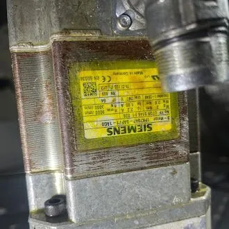 USED SIEMENS 1FK7042-5AF71-1AG0
