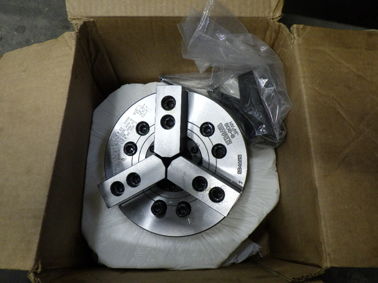 Kitagawa 210mm 3 Jaw Hydraulic Power Lathe Chuck W/ Jaws 52mm Hole B-208 (STK)