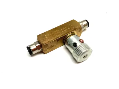 F200B | Parker  Colorflow Inline Flow Control Valve, Brass Body, 1/8" Conn. - Used