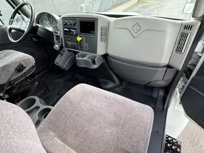 Used 2018 INTERNATIONAL DURASTAR 4300 Cab Chassis trucks Florida US | Truck and Van Outlet #1509142