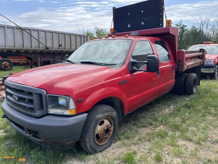 Used 2002 FORD F-350 Dump trucks Michigan US | Miedema Asset Management Group #1180541