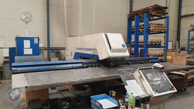 Used 2006 TRUMPF TRUMATIC 3000 R Turret Punches SK | F.M.T. Group s.r.o. #1246046