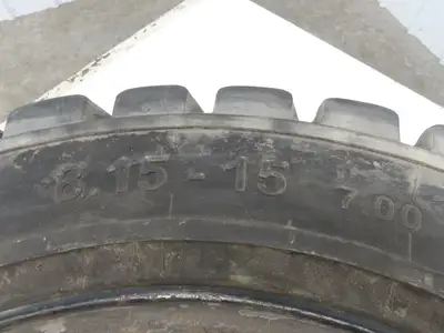 Mitco Solid Solver 8.15-15 Forklift Tire Traction Black 6x220mm Rim