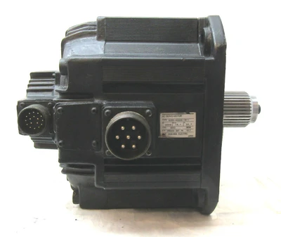 USED YASKAWA ELECTRIC SGMD-40AWA-YR11
