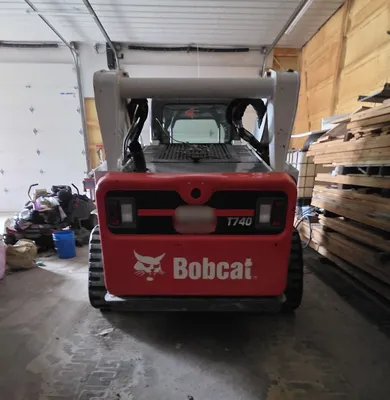 2022 BOBCAT T740 Skid Steer | Iron Listing (8)