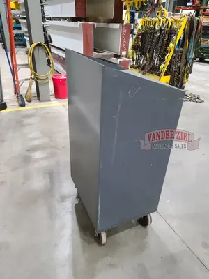 Stronghold 20″ x 24″ x 44″ Heavy Duty Rolling Tool Cabinet
