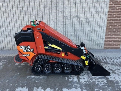 USED 2018 Ditch Witch SK800