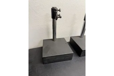 Used _UNKNOWN_ _UNKNOWN_ Stands California US | KD Auctions #1359465