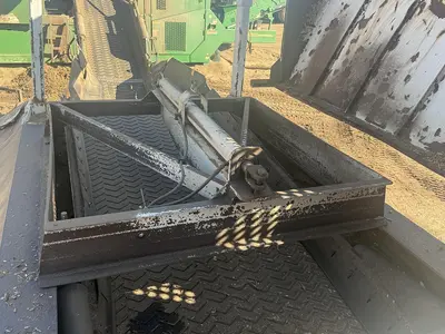 USED 2005 DZ 1463