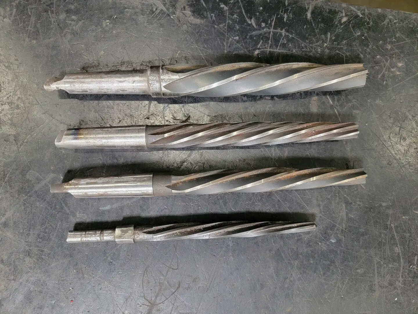 Spiral Flute Taper Shank Reamer (4pcs different sizes)